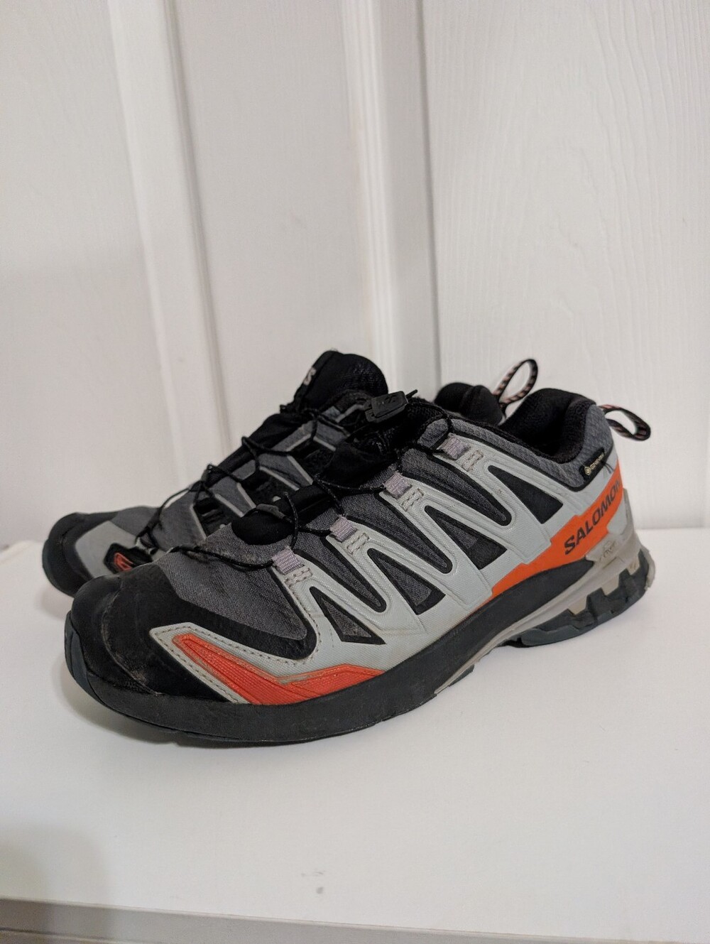 Salomon Mens Shoes XA Pro 3D V9 GORE-TEX Black Gray Orange Hiking Size 7
